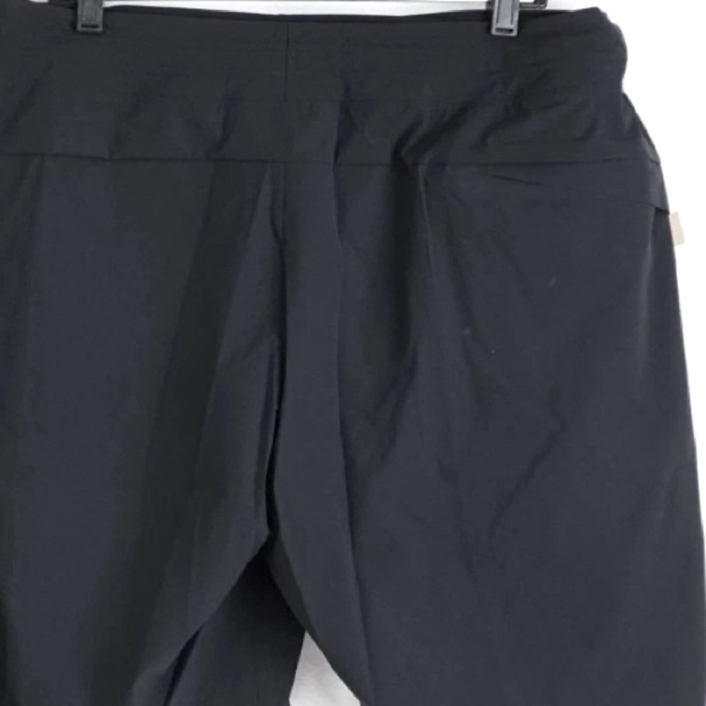 NWT [On Running] Hybrid Drawstring Athletic Workout Shorts in Black Men's Sz XXL - Picture 13 of 15